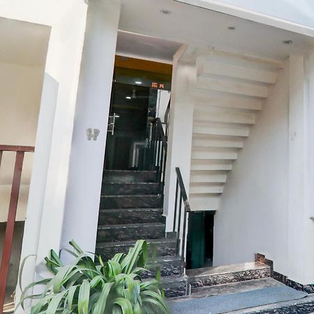 Super Hotel O Insaf Nagar Munshipuliya Formerly Vibrant Chinhat Exterior photo